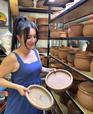 ÇÖMLEKLER ARTIK YENİDEN MUTFAKLARIN BAŞKÖŞESİNDEKİ YERİNİ ALIYOR SORKUN ÇÖMLEĞİNİN DAYANIKLILIK SIRRI ÇÖMLEKÇİLİKTE DOĞAL YAŞAMA DÖNÜŞ