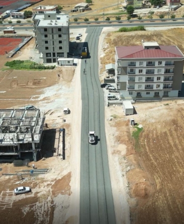 DAĞETEĞİNDE ASFALTLA YENİLENİYOR