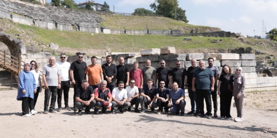 DESTEK HİZMETLERİ BU SEFER TARİHE EL ATTI