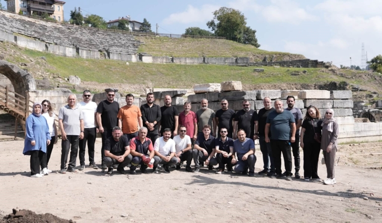 DESTEK HİZMETLERİ BU SEFER TARİHE EL ATTI