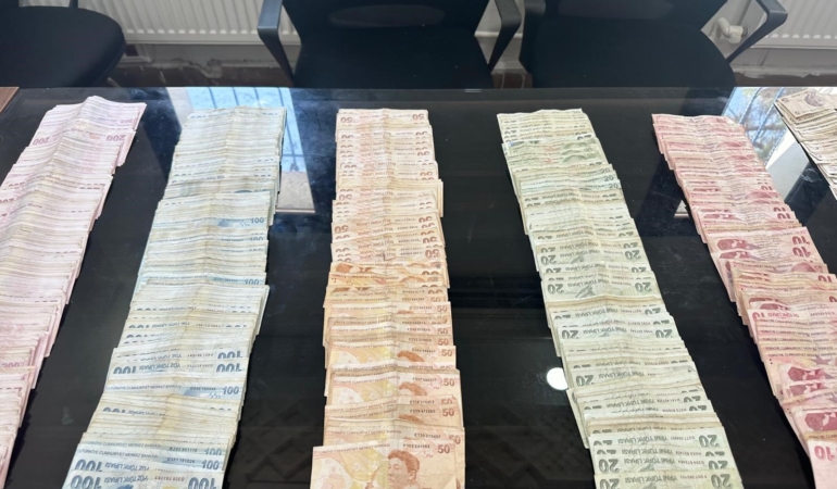 DİLENCİNİN ÜZERİNDEN 60 BİN LİRA ÇIKTI