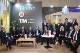 DOĞAL TAŞTA TÜRKİYE LİDERİ DENİZLİ, İTALYA'DA DÜNYA VİTRİNİNE TAŞINDI