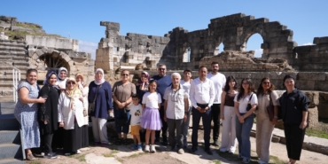 DÜZCE BELEDİYESİ HİZMETLERİNİ KADINLAR YERİNDE GÖRDÜ