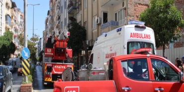 EFELER'DE DOĞAL GAZ KAÇAĞI PANİĞİ, 6 KATLI BİNA TAHLİYE EDİLDİ