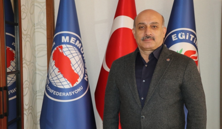 EĞİTİM BİR-SEN ADANA ŞUBE BAŞKANI SARIGEÇİLİ : "EĞİTİMDE VİZYONUMUZ GÜNÜBİRLİK TEDBİRLER DEĞİL, KALICI ÇÖZÜM OLMALIDIR"