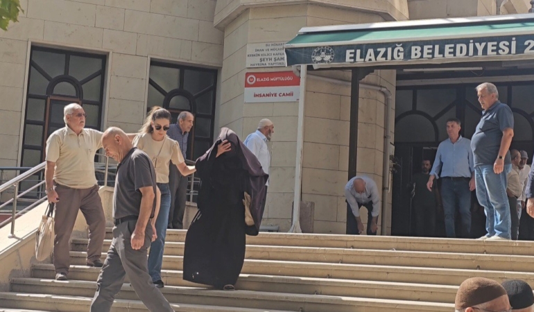 ELAZIĞ'DA DİLENCİLERE ZABITA OPERASYONU: BAHANELERİ PES DEDİRTTİ