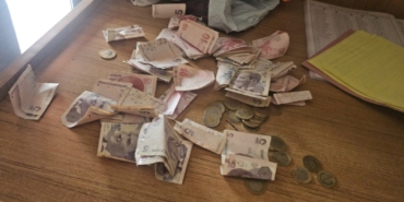ELAZIĞ'DA ZABITADAN DİLENCİ DENETİMİ: BİR SAATTE 600 LİRA TOPLADILAR