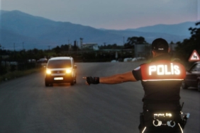 ERZİNCAN'DA ARANAN 22 KİŞİ YAKALANDI