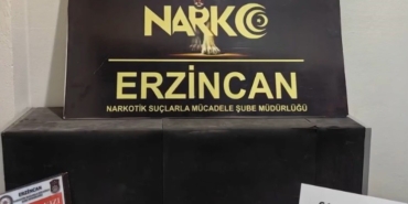 ERZİNCAN'DA ŞÜPHELİLERİN MİDE VE BAĞIRSAKLARINDAN 2 KİLO 675 GRAM AFYON SAKIZI ÇIKTI