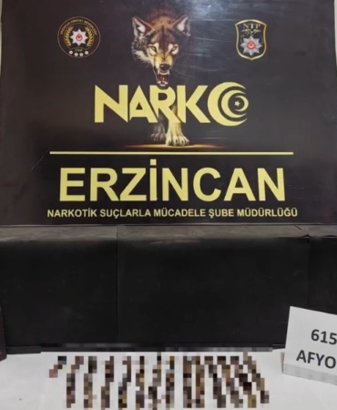 ERZİNCAN'DA ŞÜPHELİLERİN MİDE VE BAĞIRSAKLARINDAN 2 KİLO 675 GRAM AFYON SAKIZI ÇIKTI