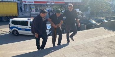 EŞİNİ ÖLDÜREN 78 YAŞINDAKİ ÜNLÜ, HAKİM KARŞISINDA