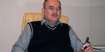 ESKİ İZMİR BÜYÜKŞEHİR BELEDİYE BAŞKANI BURHAN ÖZFATURA VEFAT ETTİ