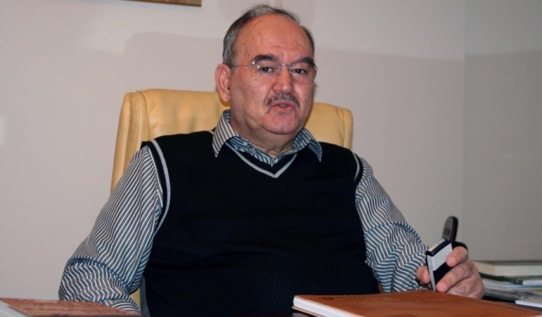 ESKİ İZMİR BÜYÜKŞEHİR BELEDİYE BAŞKANI BURHAN ÖZFATURA VEFAT ETTİ