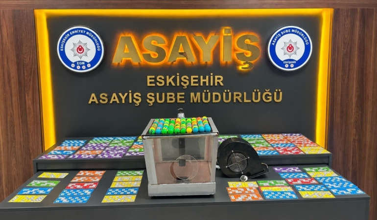 ESKİŞEHİR'DE İŞ YERİNE KUMAR BASKINI: 36 KİŞİYE 417 BİN TL CEZA