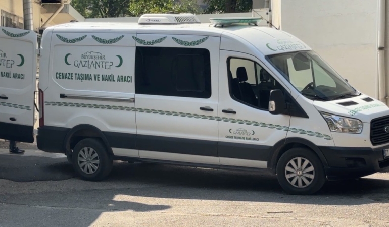 FABRİKADA PATLAYAN BUHAR KAZANI 16 YAŞINDAKİ İŞÇİYİ HAYATTAN KOPARDI