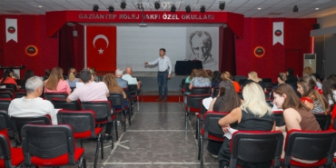 GKV ÖZEL OKULLARI'NDA "TÜRKİYE YÜZYILI MAARİF MODELİ" SEMİNERİ