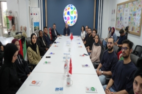 GAZZE'DEKİ YIKIMIN EĞİTİME OLAN ETKİLERİ OMÜ'DE MASAYA YATIRILDI
