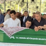 GEMİ FACİASINDA HAYATINI KAYBEDEN HASTANE PERSONELİ GÜLCAN GÜREL SON YOLCULUĞUNA UĞURLANDI CAN YELEĞİNİ ÇIKARARAK KIZINA GİYDİRDİ, KENDİSİ SULARA GÖMÜLDÜ