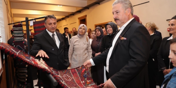 HEYBELER, SANAT MELİKGAZİ'DE GÖRÜCÜYE ÇIKTI