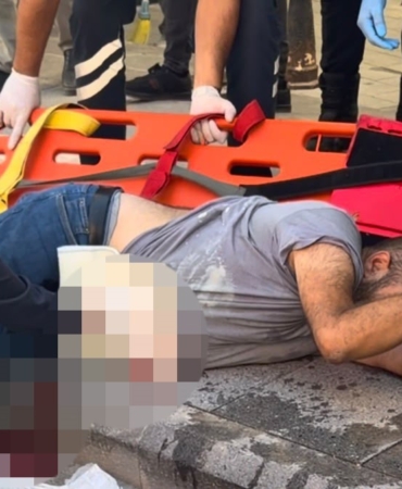 HIRDAVATÇIDAN ALDIĞI BIÇAKLA KENDİNİ YARALADI