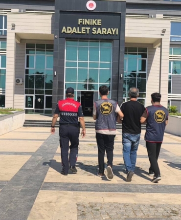 HIRSIZLIK SUÇUNDAN 25 YIL 9 AY HAPİS CEZASI BULUNAN HÜKÜMLÜ YAKALANDI