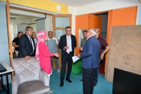 BAKLAN’DA GELECEĞİN TARIMI İÇİN KOLLAR SIVANDI GELECEĞİN TARIM TEKNOLOJİLERİ BAKLAN’DA ŞEKİLLENİYOR