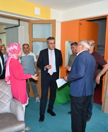 BAKLAN’DA GELECEĞİN TARIMI İÇİN KOLLAR SIVANDI GELECEĞİN TARIM TEKNOLOJİLERİ BAKLAN’DA ŞEKİLLENİYOR