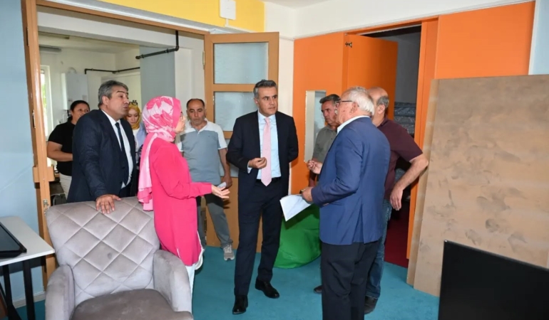 BAKLAN’DA GELECEĞİN TARIMI İÇİN KOLLAR SIVANDI GELECEĞİN TARIM TEKNOLOJİLERİ BAKLAN’DA ŞEKİLLENİYOR