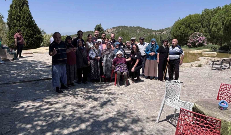 HONAZ BELEDİYE BAŞKANI KEPENEK, YAŞLI REHABİLİTASYON MERKEZİNİ ZİYARET ETTİ