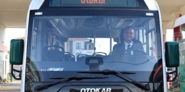 ÇİVRİL’DE YILLARDIR BEKLENEN ŞEHİR İÇİ ULAŞIM HİZMETİ BAŞLADI ÇİVRİL’DE TOPLU ULAŞIM DÖNEMİ: BELEDİYE OTOBÜSLERİ SEFERLERE BAŞLADI FOTOĞRAFLI