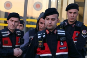 MUĞLA'DA EŞİNİ ÖLDÜREN SANIK HAKİM KARŞISINDA: "EŞİMİN SAÇININ TELİNE ZARAR GETİRMEDİM YILLARCA, O BENİM DÜNYAMDI"