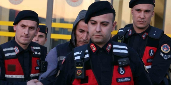MUĞLA'DA EŞİNİ ÖLDÜREN SANIK HAKİM KARŞISINDA: "EŞİMİN SAÇININ TELİNE ZARAR GETİRMEDİM YILLARCA, O BENİM DÜNYAMDI"