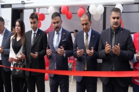 IĞDIR'A HAYIRSEVERLERİN DESTEĞİYLE KALICI KIZILAY KAN BAĞIŞI ARACI KAZANDIRILDI
