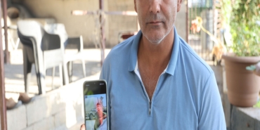 İLK YURT DIŞI SEFERİNDE SURİYE'DE TUTUKLANAN 24 YAŞINDAKİ TIR ŞOFÖRÜNDEN GELECEK HABERİ AİLESİ UMUTLA BEKLİYOR