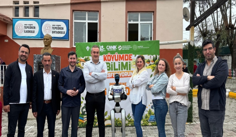 İNSANSI ROBOT CANİKMAN, KIRSAL MAHALLE OKULUNDA