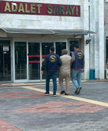 ISPARTA'DA CAMİDEKİ YARDIM KUTUSUNDAN PARA ÇALAN ŞÜPHELİ TUTUKLANDI