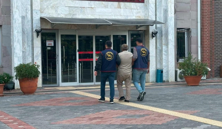 ISPARTA'DA CAMİDEKİ YARDIM KUTUSUNDAN PARA ÇALAN ŞÜPHELİ TUTUKLANDI