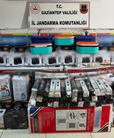 JANDARMADAN KAÇAKÇILIK VE UYUŞTURUCU OLAYLARINA YÖNELİK OPERASYON: 5 ŞAHIS TUTUKLANDI