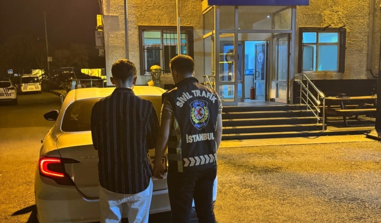 KAĞITHANE'DE TRAFİKTE MAKAS ATAN SÜRÜCÜYE 96 BİN LİRA CEZA