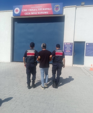 KARPUZLU'DA 8 YIL 4 AY HAPİS CEZASIYLA ARANAN HÜKÜMLÜ YAKALANDI