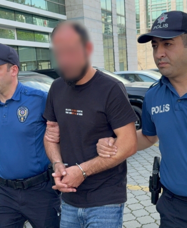 KAZADA AĞIR YARALANAN 17 YAŞINDAKİ ÇOCUK HAYATINI KAYBETTİ, SÜRÜCÜ TUTUKLANDI