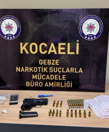 KOCAELİ'DE UYUŞTURUCU OPERASYONU: 3 ŞÜPHELİ TUTUKLANDI