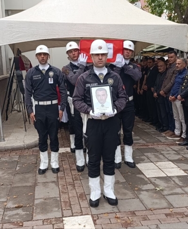 KONYALI BAŞKOMİSER DUALARLA SON YOLCULUĞUNA UĞURLANDI