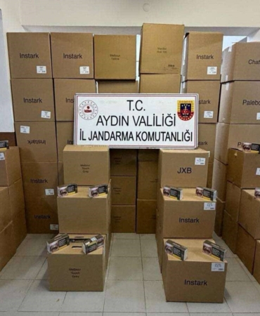 KÖŞK'TE DURDURULAN ARAÇTAN 630 BİN KAÇAK MAKARON ÇIKTI