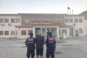 KUŞADASI'NDA UYUŞTURUCU OPERASYONU: 3 GÖZALTI