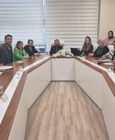 KÜTAHYA'DA OTİZM PROJESİ İÇİN KURUMLARA BİLGİLENDİRME TOPLANTISI