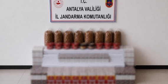 MANAVGAT'TA KAÇAK TÜTÜN OPERASYONU: 30 BİN DOLU MAKARON ELE GEÇİRİLDİ