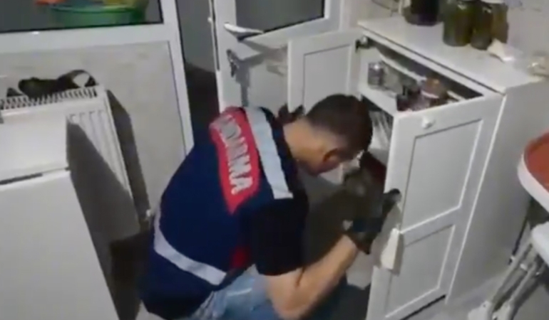 MANİSA MERKEZLİ 6 İLDE YASA DIŞI BAHİS OPERASYONU 1,3 MİLYARLIK ŞÜPHELİ İŞLEM HACMİNE 20 TUTUKLAMA