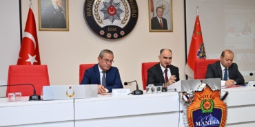 MANİSA'DA BAĞIMLILIKLA MÜCADELEDE RİSKLERİ YÖNETEN YAKLAŞIM