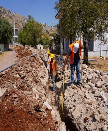MARMARİS YEŞİLOVA MAHALLESİ'NDE İÇME SUYU ŞEBEKESİ GENİŞLETİLİYOR